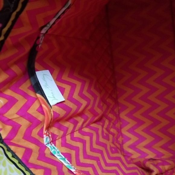 Vera Bradley Ziggy Zinnia Large Tote Bag - Picture 11 of 13